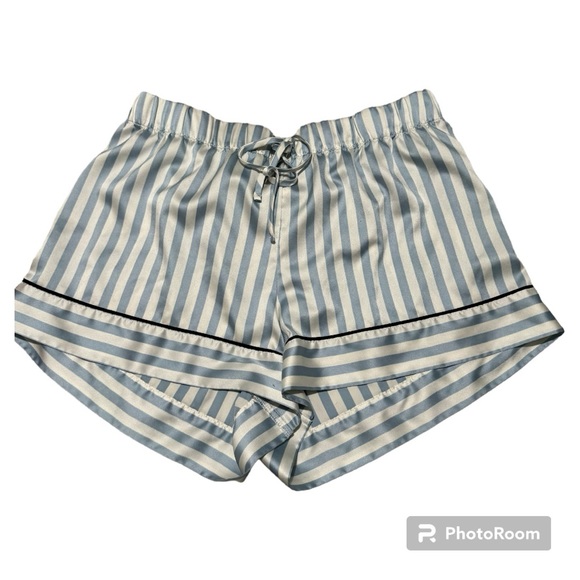 2 Victoria Secret Satin Pajama Shorts Medium - Picture 6 of 8